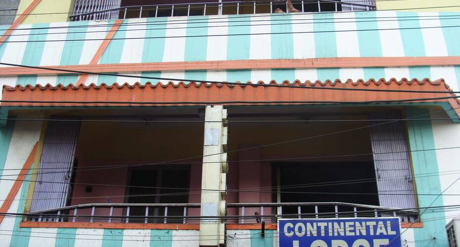 Om Lodge, Kolkata 1